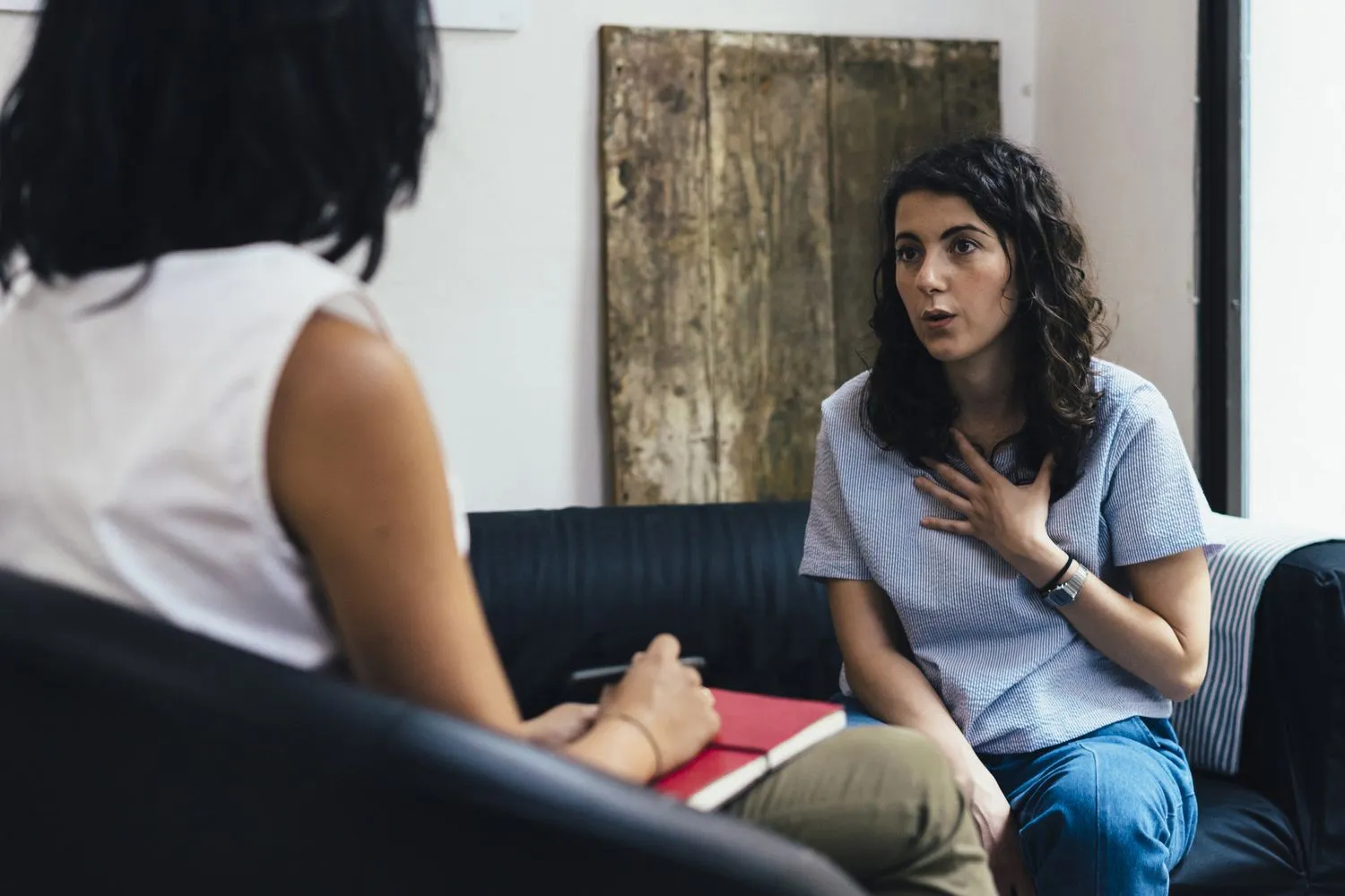 How to Talk to Therapist About Anxiety